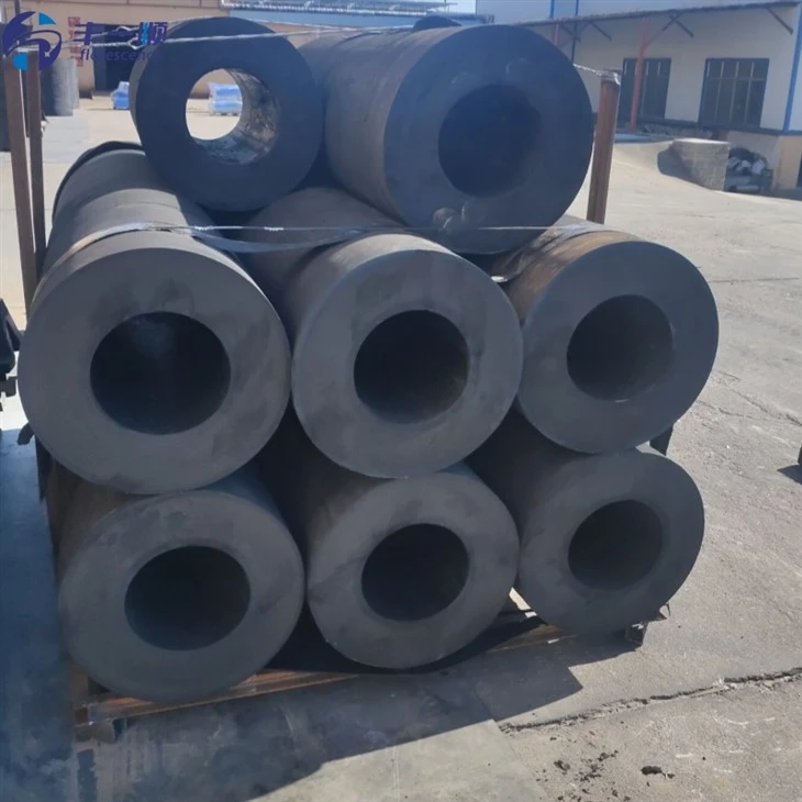 Marine Fender Cylindrical Fender used for Tugboat Marine Fender Cylindrical Fender used for Tugboat